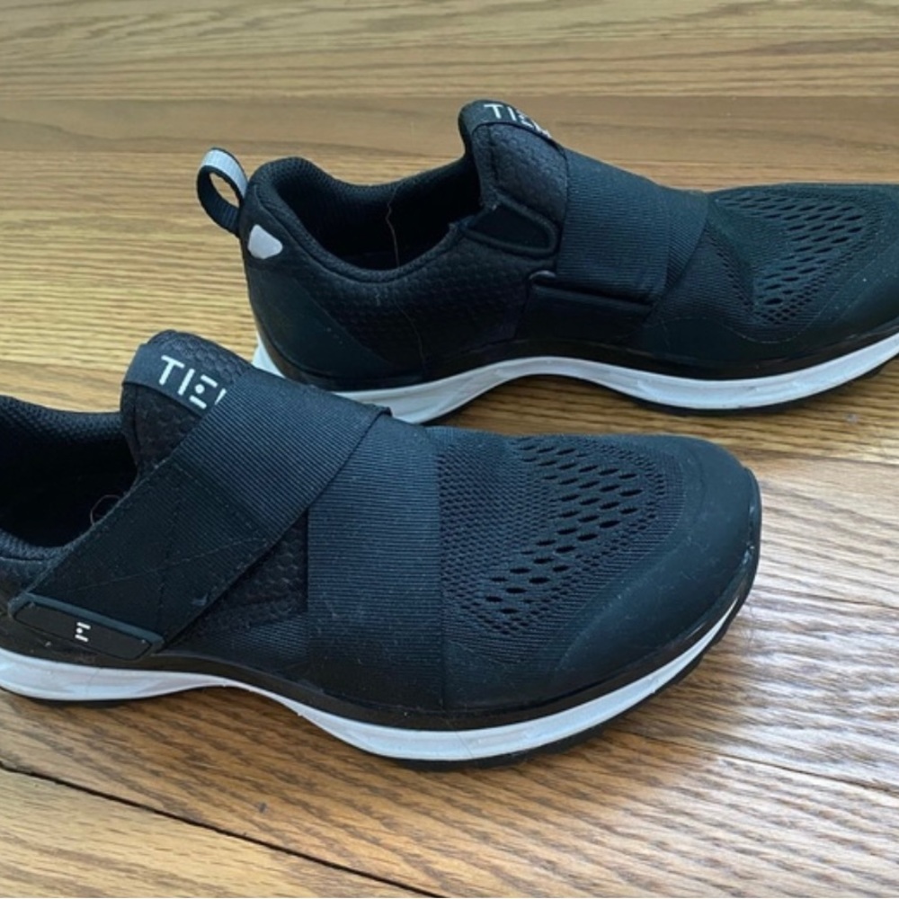 TIEM Black Spin Shoes - Size 6 Barely worn